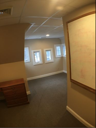 1800 Elm St, Manchester, NH 03104